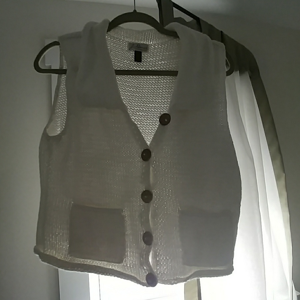 J marco cotton sweater vest